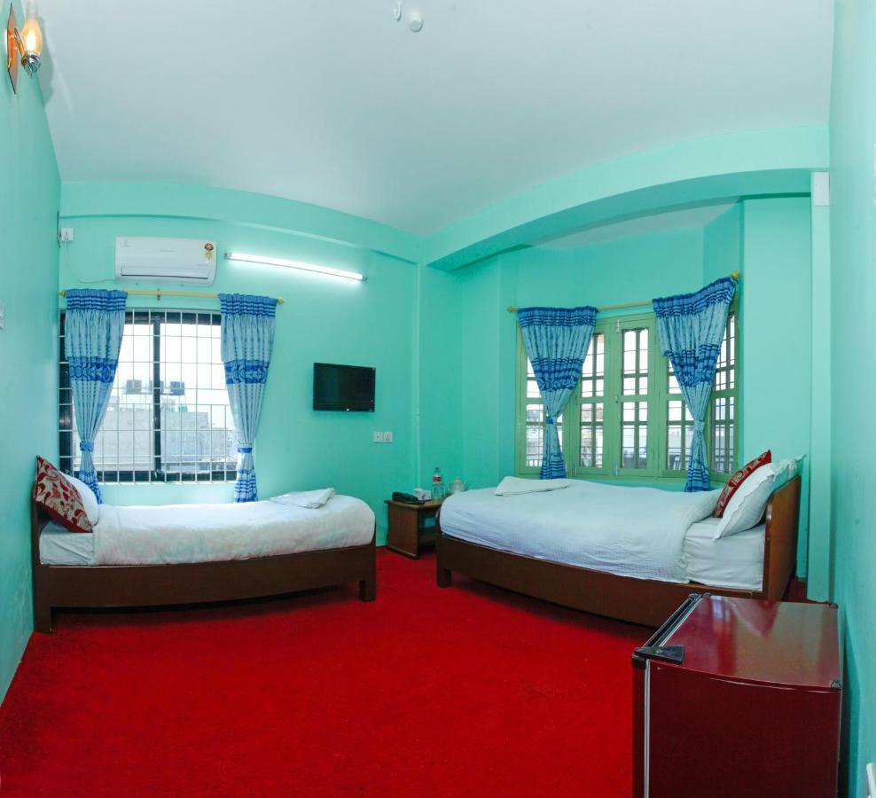Hotel Blue Magnet Pókhara Exteriér fotografie